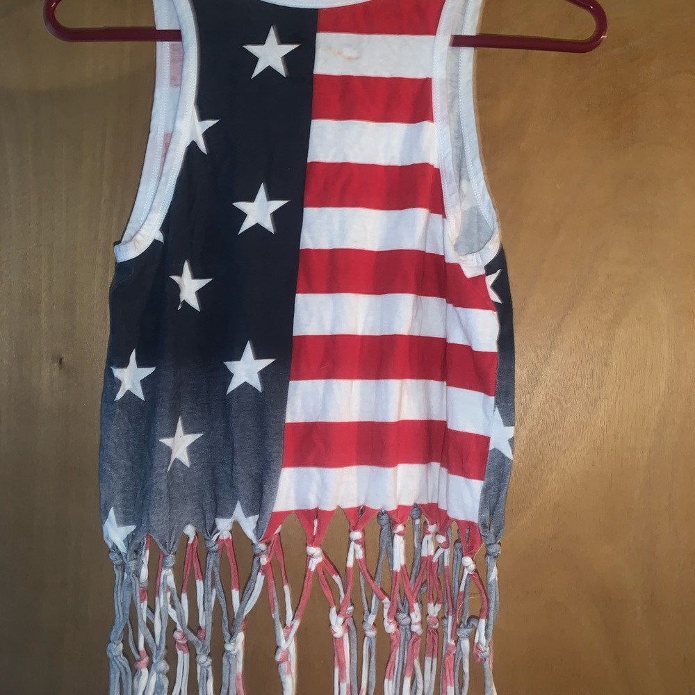 Exist crop top. Size small - Picture 2 of 2